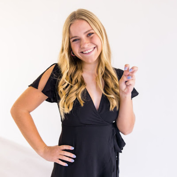 Meet your Posher, Katie - Picture 1 of 1